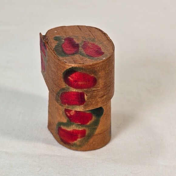 Vintage Guatemalan Worry Dolls Set Handcrafted Folk Art & Painted Box Miniature - Picture 3 of 14